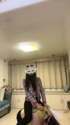 【妆主大大】原味白船袜辱母狗【完整版】 bf20228_绳艺库视频下载