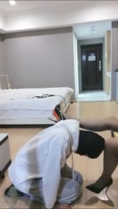 套路直播视频【婉婷】高跟灰丝踩虐/鞭打 bf26739_绳艺库视频下载