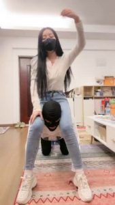 套路直播视频【奈奈生】艺校女神骑马/小白鞋白袜踩/喝圣水 bf24845_绳艺库视频下载