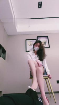 【禾末】家奴丝袜玉足驯化 bf14921_绳艺库视频下载