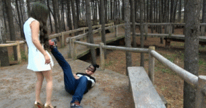 冷柔野外暴虐贱货裆部_绳艺库视频下载