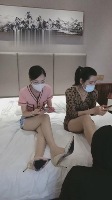 【多多】双S调教恋足狗 bf13136_绳艺库视频下载