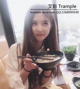 绝对劲爆隐藏针孔艺术 偷舔学姐的玉足_绳艺库视频下载