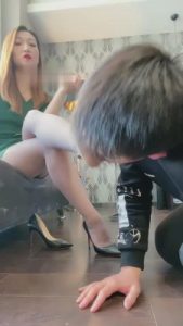 【魅儿】白领高跟丝足的诱惑 bf6099_绳艺库视频下载