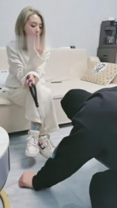 【紫烟】洗脚水泡面给狗狗吃 bf8821_绳艺库视频下载