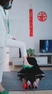 【bibi团】御姐日常玩狗 bf10625_绳艺库视频下载