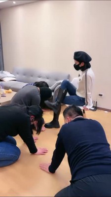 套路直播视频【维妮】剧情-去男友家见父母【续集】 bf25000_绳艺库视频下载