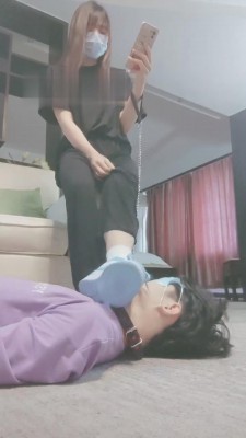 【妮蔻】第二波吸棉袜窒息 bf12981_绳艺库视频下载