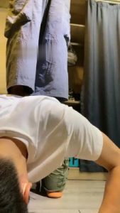 【骨精精】清理脏鞋底/脚喂食 JS220831_绳艺库视频下载