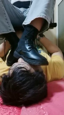 【小软】S踩脚垫直播 bf21060_绳艺库视频下载