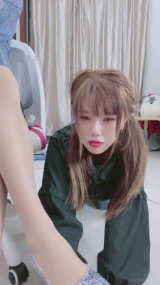 【美离子】超美女奴吃丝袜/吃口水/高跟羞辱 bf11248_绳艺库视频下载