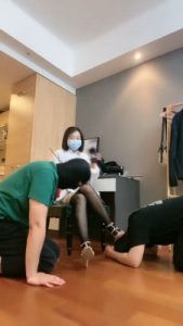 【Q月】黑丝高跟诱惑-sp打手心/脚插嘴/踩踏虐乳 bf27459_绳艺库视频下载