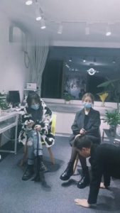 【开发素人】大学生S带素人闺蜜暴打男神 bf6918_绳艺库视频下载