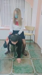 【重庆男神】暴打-舔脚/耳光/踩踏/鞭打 bf7829_绳艺库视频下载