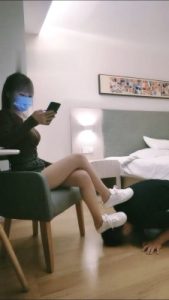 【星公主】小白鞋肉丝蹂躏追求者 bf13836_绳艺库视频下载