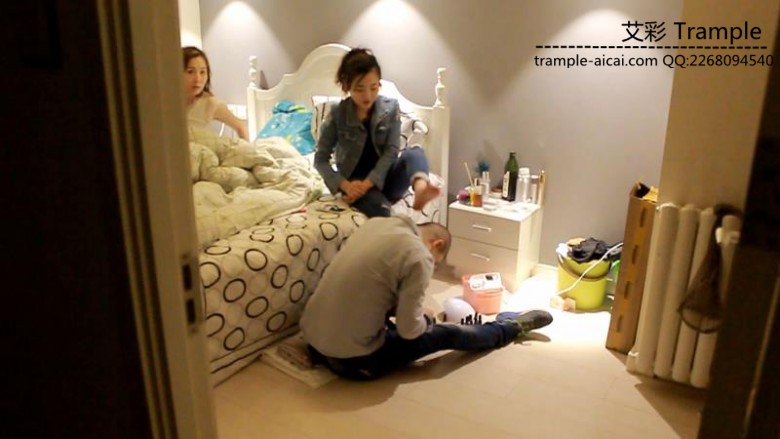 家奴洗脚做美甲_绳艺库视频下载