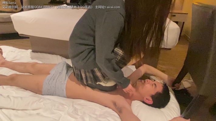 【神乐Sama】黑白松糕鞋的践踏&特制圣女果餐 YC-220415_绳艺库视频下载