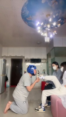 【精神小妹】双S入圈-超艺术重度踢踹/踩踏-非人虐打【双视角版】bf26904_绳艺库视频下载