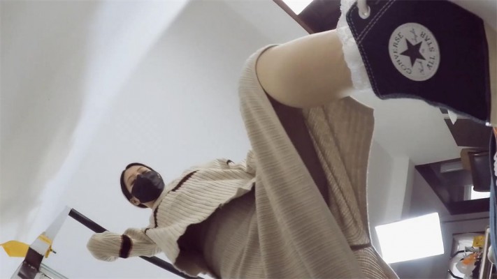 【婧児小主】晓G全语言脏帆布鞋和白袜踩头顶踩脖子 踩踹审讯 GP824F YC-220523-5_绳艺库视频下载