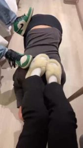 【伊莉】情侣主虐卑贱绿帽【完整版】 bf20258_绳艺库视频下载