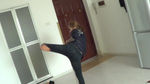 两年没洗的臭鞋垫虐奴_绳艺库视频下载