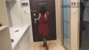 《湘香女王》女主人刁难侮辱乞丐_绳艺库视频下载