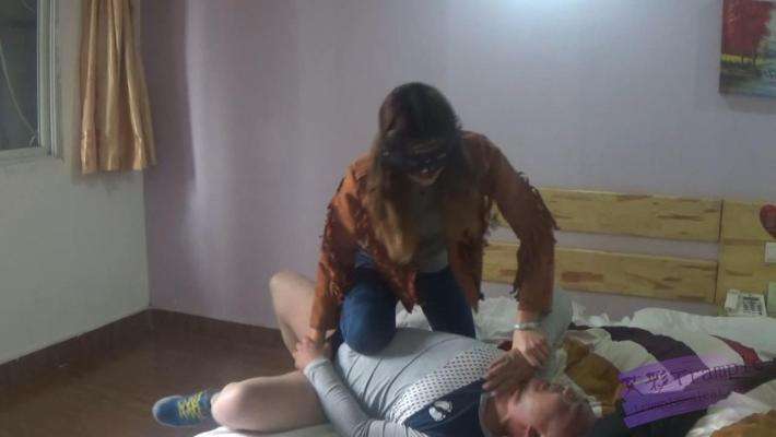 跆拳道美女人肉沙包_绳艺库视频下载