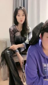 套路直播视频【松岛S】姐妹花玩弄狗弟弟【三视角完整版】 bf26467_绳艺库视频下载