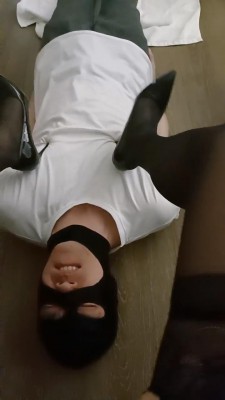 套路直播视频【米小唐】开发新狗高跟虐乳/勒脖黑丝脚深喉 bf25180_绳艺库视频下载