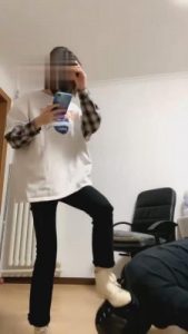 【Q月S】靴下爆踩贱狗脸 bf2559_绳艺库视频下载