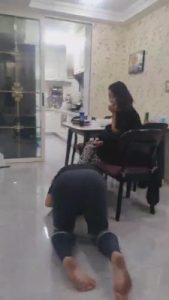 【轻舟一弄】夫妻玩弄家奴-素人围观 bf8665_绳艺库视频下载