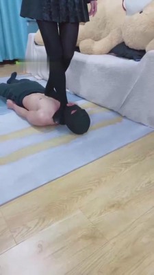 【二宝】地狱折磨踩头踩脖篇-全体重 bf6438_绳艺库视频下载