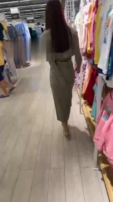 【橘子没熟】户外商场跳蛋塞女奴 bf17647_绳艺库视频下载