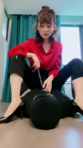 【缘彼大大】御姐高跟裸足踩狗 bf21331_绳艺库视频下载