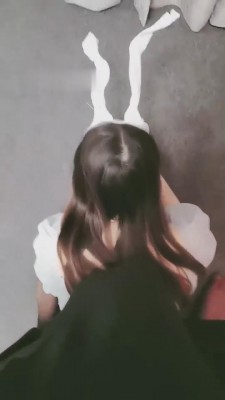 【清见】18岁的母狗刚成年就被圈养了 bf9168_绳艺库视频下载