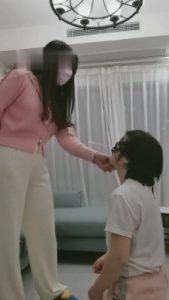 【清见S】母狗惹怒女主人被重罚 bf9793_绳艺库视频下载