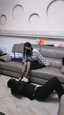 【依沐】素人深夜首次开调 bf20628_绳艺库视频下载