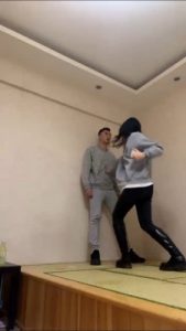 套路直播视频【年华S】素人长靴碾压/头压垃圾桶/踩踏踢打 bf24177_绳艺库视频下载