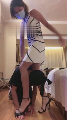 【莫妮卡s】高跟凉鞋羞辱小奶狗【完整版】 bf15871_绳艺库视频下载