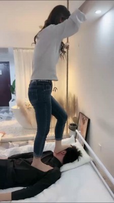 套路直播视频【领主老大】双S重刑-艺术耳光/全体重踩踏/闻舔白袜 bf25514_绳艺库视频下载