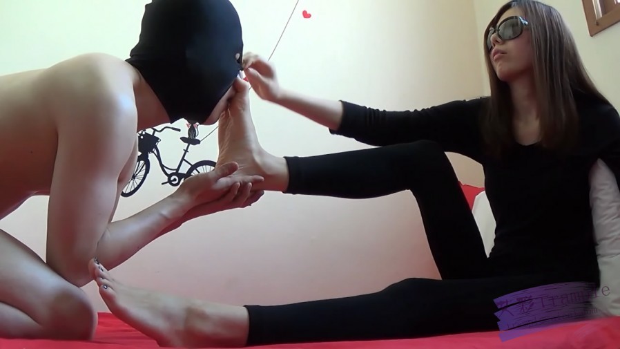 韩国女神Nose to toes R-2241_绳艺库视频下载