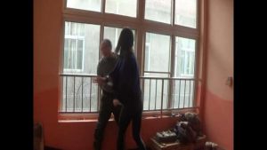 组织女打手吊打逃跑者_绳艺库视频下载