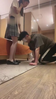 【樱木花椒】JK小姐姐袜子气味羞辱 bf13158_绳艺库视频下载