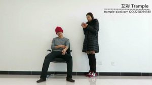 甜美媛媛女主出演！黑老师收学生钱被谩骂暴打！_绳艺库视频下载