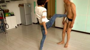 小月女王的出气筒_绳艺库视频下载