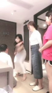 【糖糖】洛丽塔群调-轮流耳光/脚垫/踩踏虐打 bf28106_绳艺库视频下载