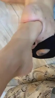 【广西苏老师】羞辱恋足学生狗 G-210718-12_绳艺库视频下载