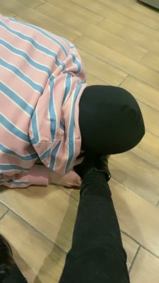 套路直播视频【恩曦】黑棉袜踩脸/裸足深喉 bf25218_绳艺库视频下载