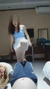 【莉娜】重度踢裆sp耳光圣水窒息 bf3748_绳艺库视频下载