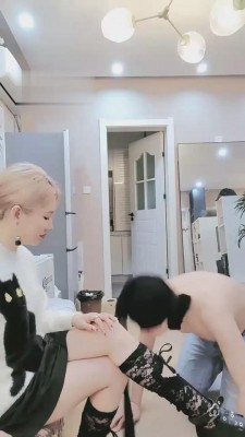 【丝洛】网红模特羞辱狗奴隶 bf1799_绳艺库视频下载